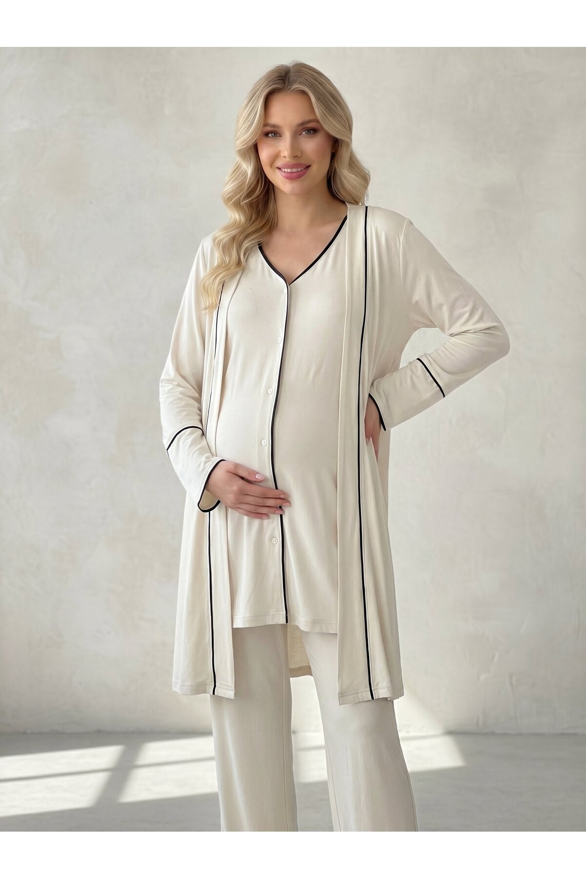 Ekru - Viscoz Yumuşak Dokulu Önden Düğmeli Sabahlıklı Lohusa Pijama Takımı