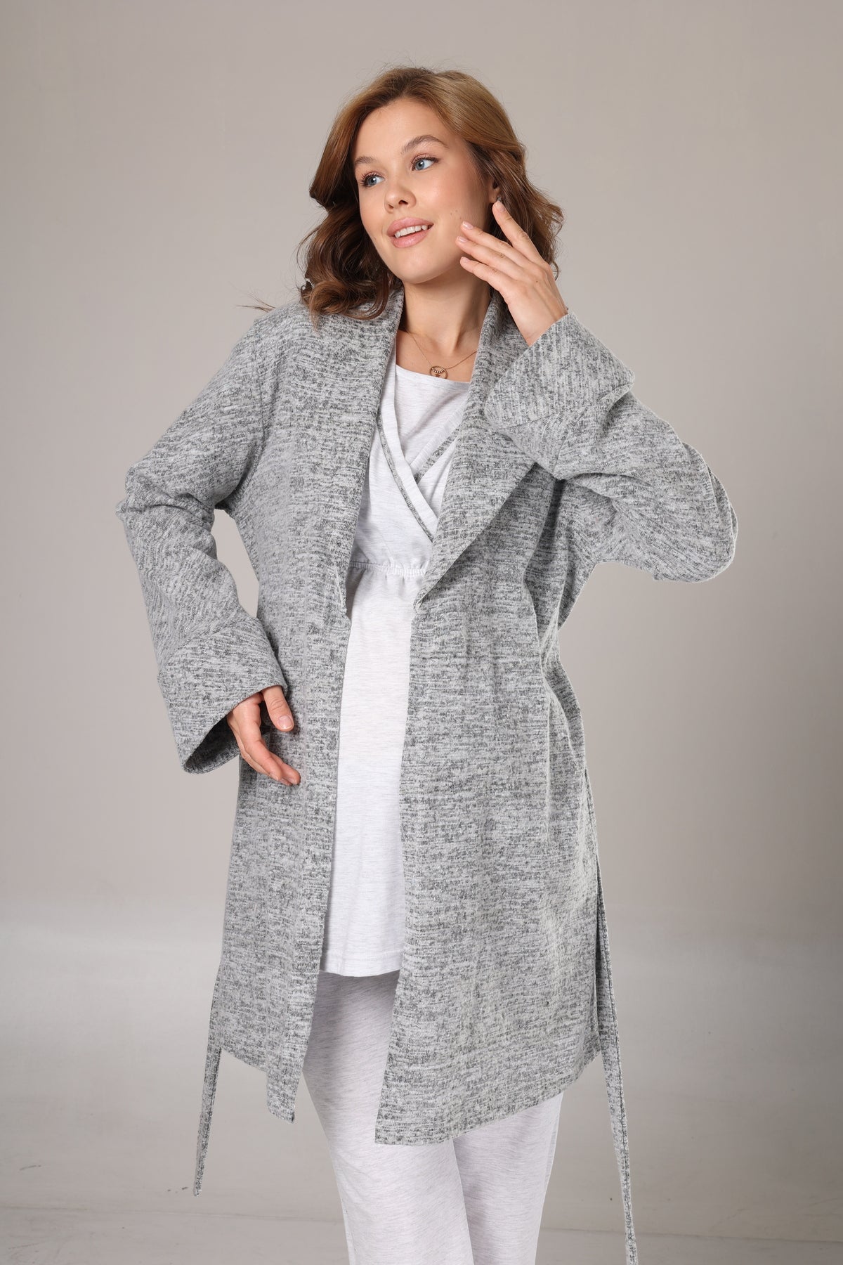 Gri Melanj - Kışlık Koyu Gri Sabahlıklı Emzirmeye Uygun Kruvaze Lohusa Pijama Takımı