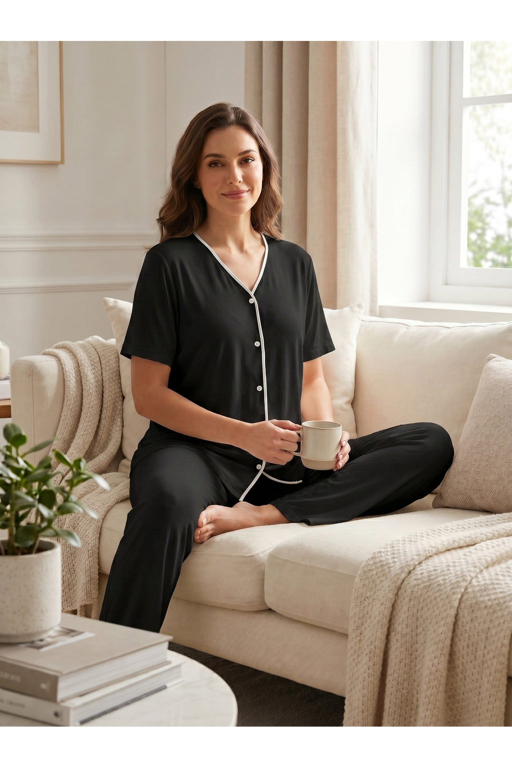 Siyah - Viscoz Yumuşak Dokulu Önden Düğmeli Sabahlıklı Lohusa Pijama Takımı